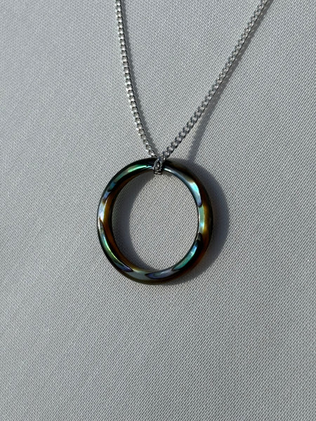 pāua sphere necklace