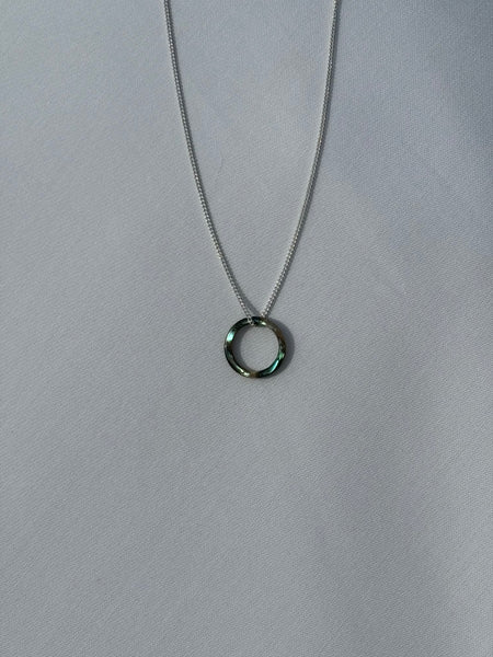 pāua sphere necklace