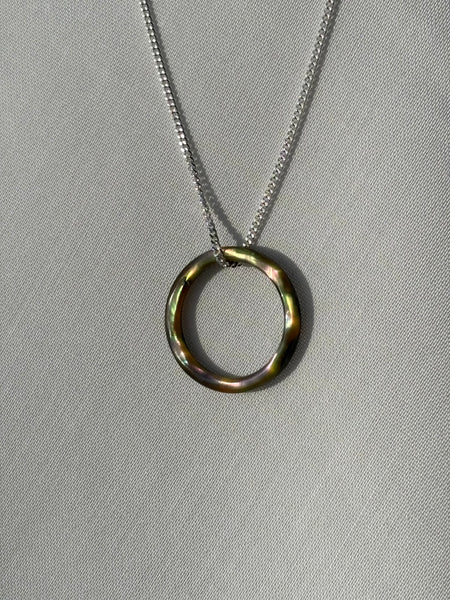 pāua sphere necklace