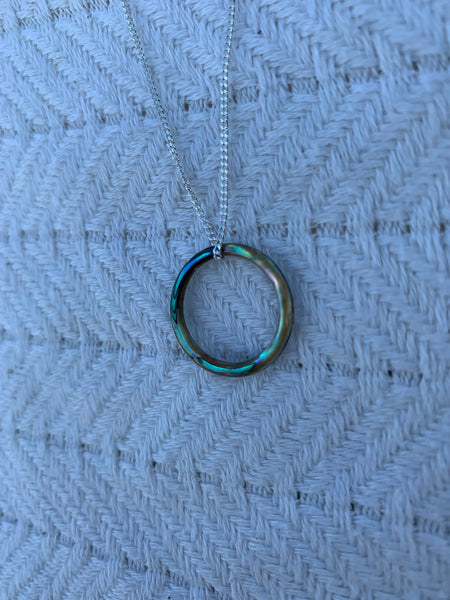 pāua sphere necklace