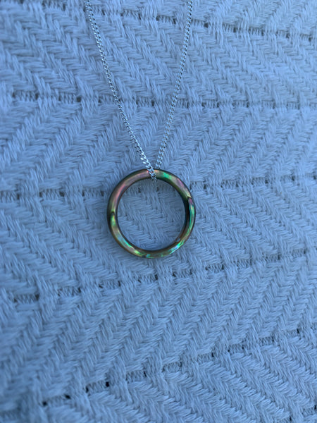 pāua sphere necklace
