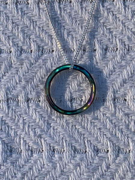 pāua sphere necklace