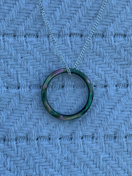 pāua sphere necklace