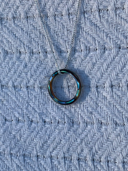 pāua sphere necklace
