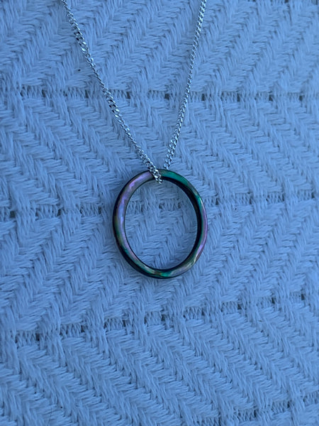 pāua sphere necklace